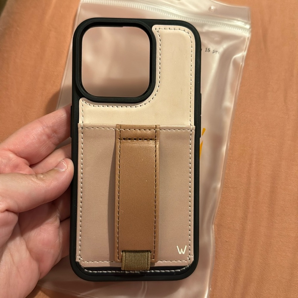 Desert Dunes Walli Case iPhone 15 Pro
